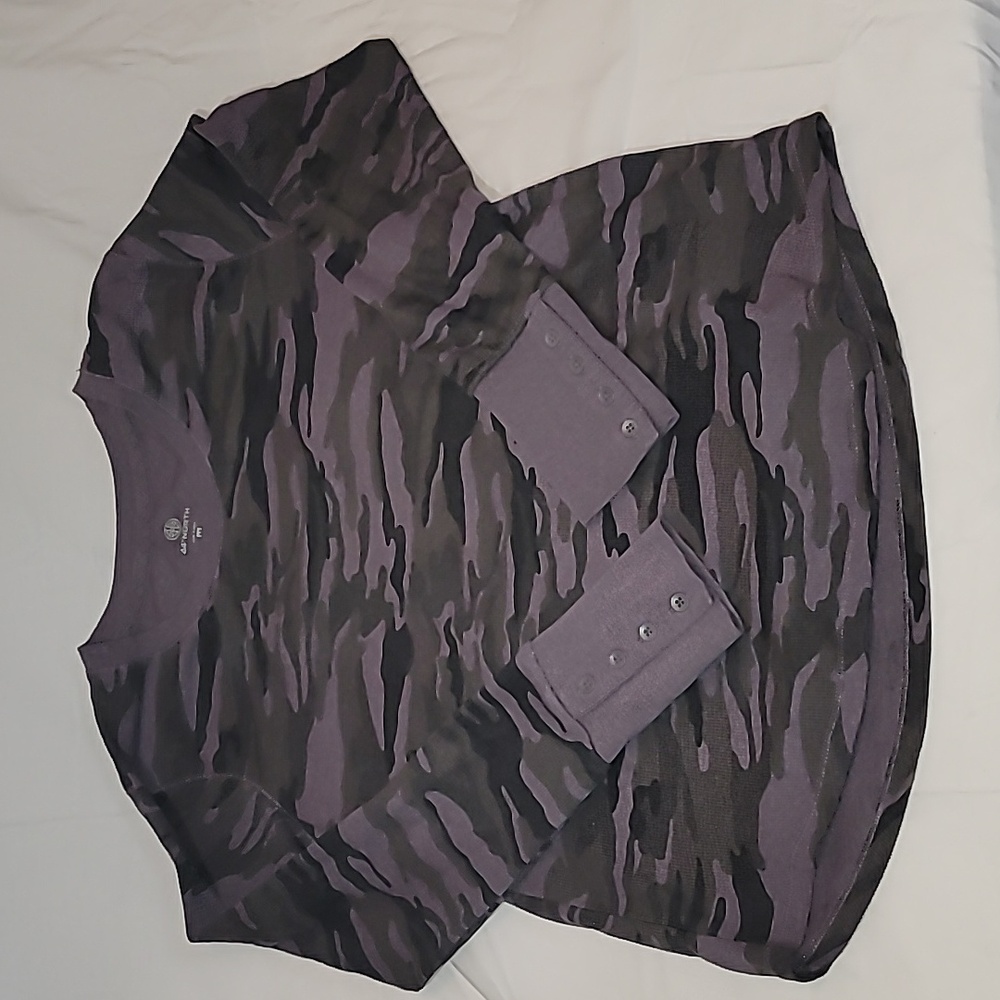 44° North Women's Purple Camouflage Long Sleeve Size Medium